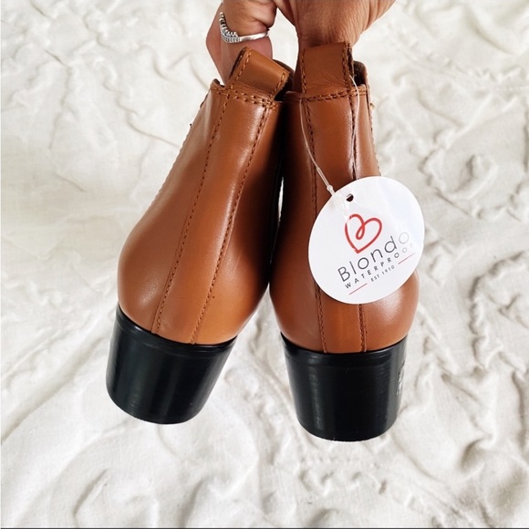 Blondo Emilia Waterproof Ankle Bootie New $162 - Picture 7 of 9